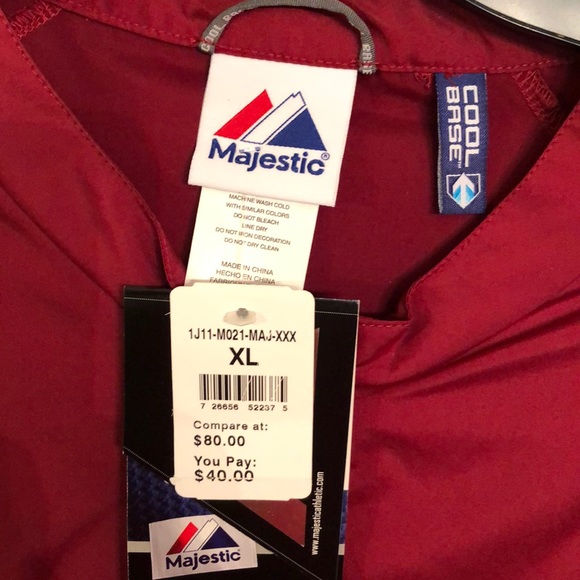 MAJESTIC windbreaker, maroon & white - Picture 2 of 2